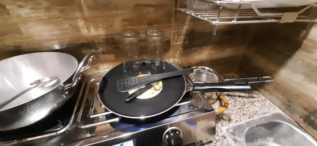 Image of Aggarwal home stay in independent flat with private kitchen washroom fridge Android TV wi fi and all cooking utensils for self cooking