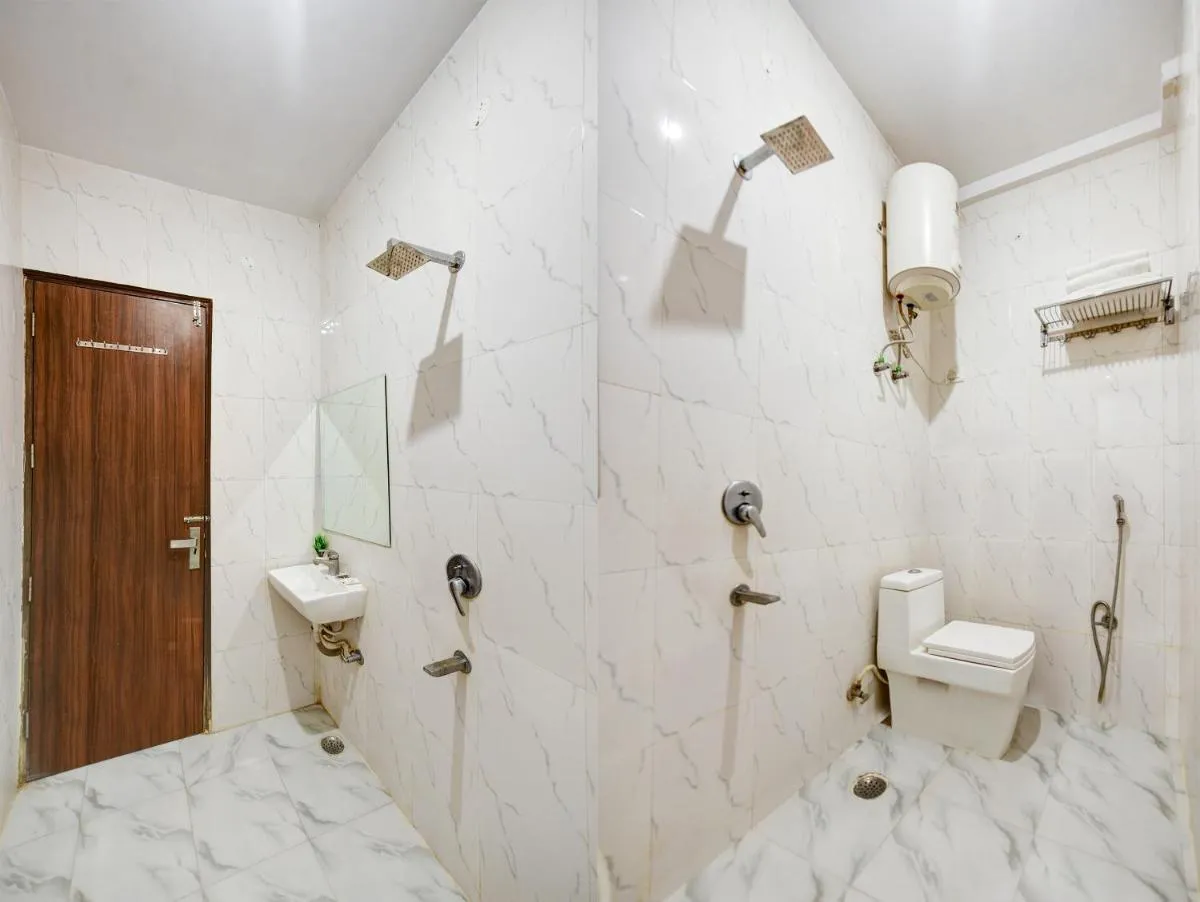 Image 2 of Airport Hotel Devrana