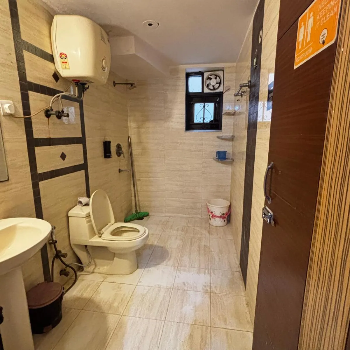 Image 4 of AmigosIndia