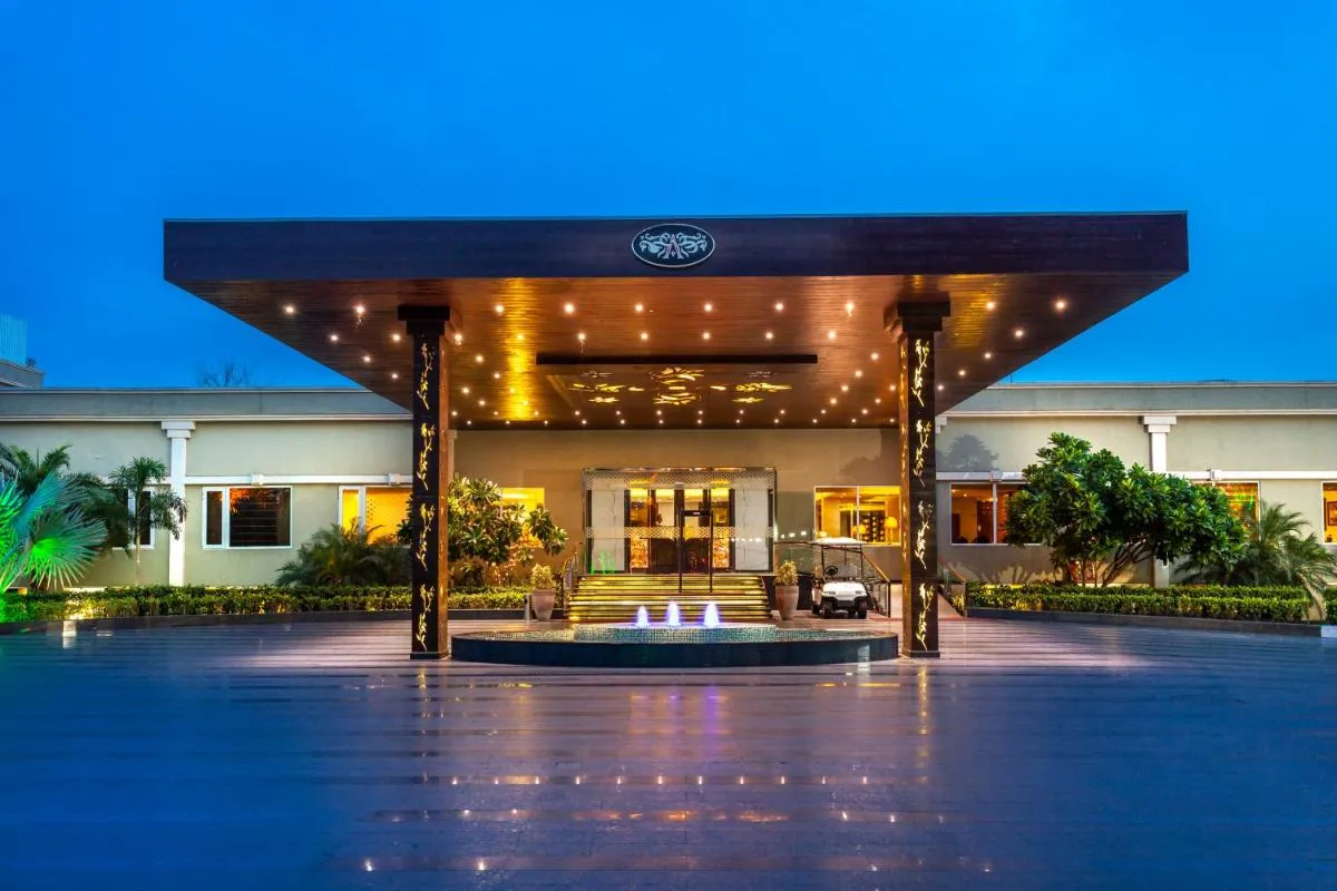 Image 5 of Atrio by Devam