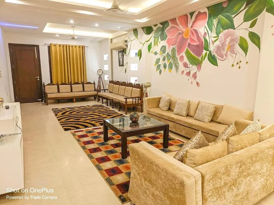 Image of BnBBuddy Stupendous Home In Shalimar Bagh