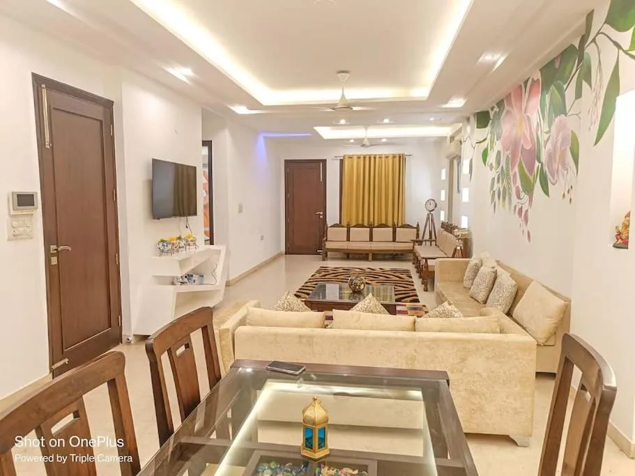 Image 4 of BnBBuddy Stupendous Home In Shalimar Bagh