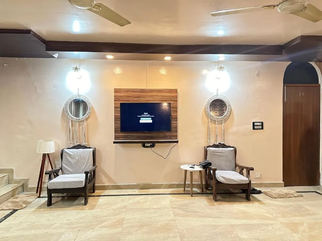 Image of Cozy bohemian studio apt.