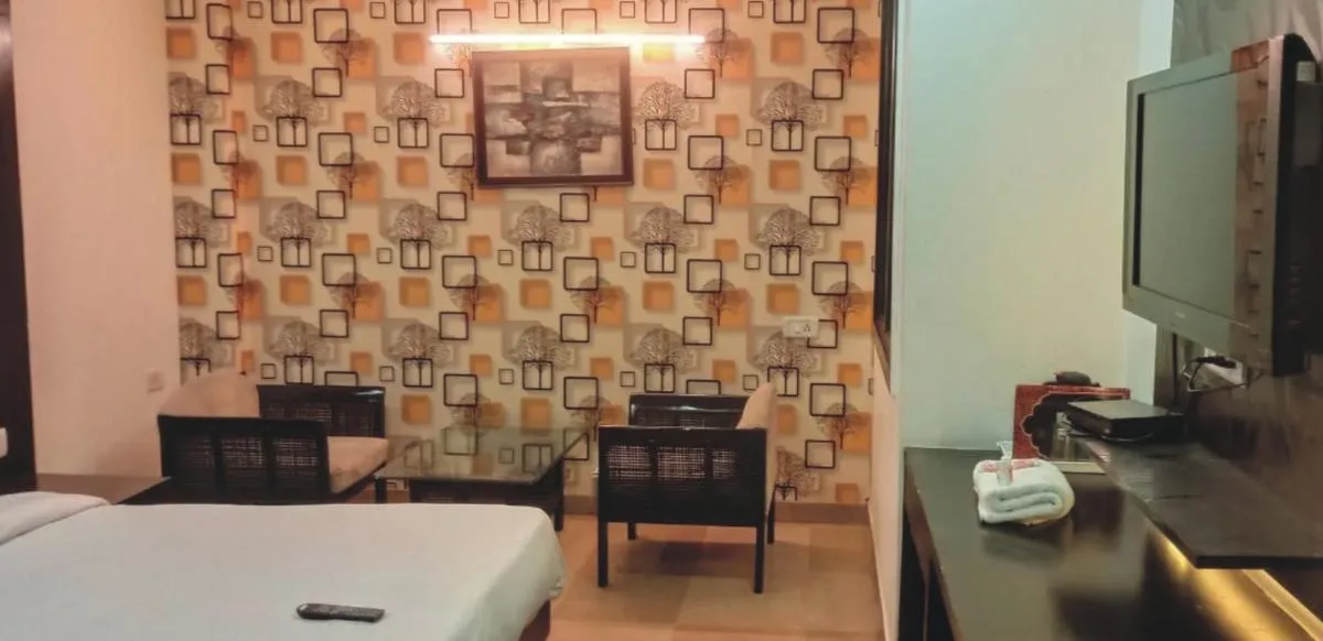 Image 4 of Delhi – Hotel City Height – Delhi NCR ID not accepted