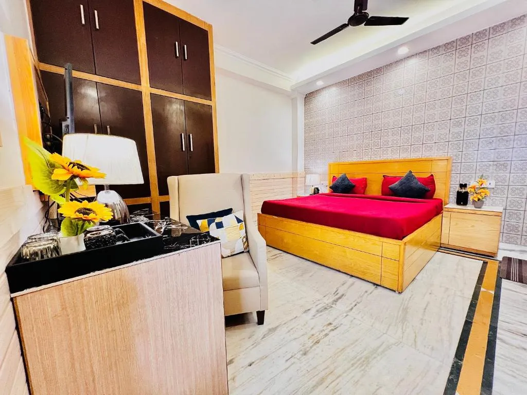 Image of Divine Inn Hotel Near Rajouri Garden Main Market