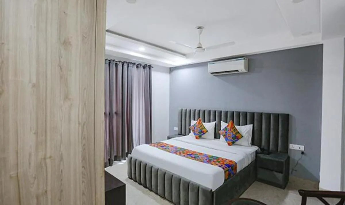 Image 2 of FabExpress Dream Living