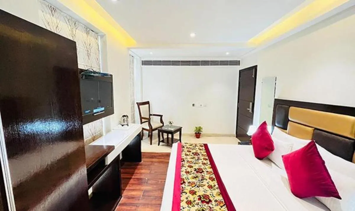 Image 6 of FabHotel Green Park