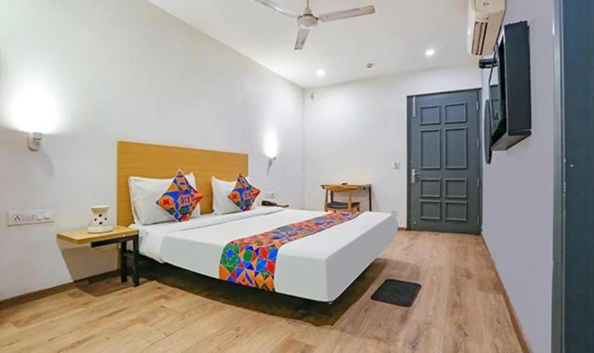 Image 5 of FabHotel Urban Residency Model Town