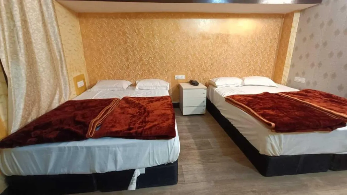 Image 1 of Family Hotel – 5Mint form Nizamuddin Railway Station