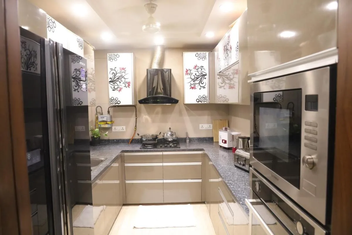 Image 3 of Fortune Home Service Apartment 3Bhk,J-223 Saket