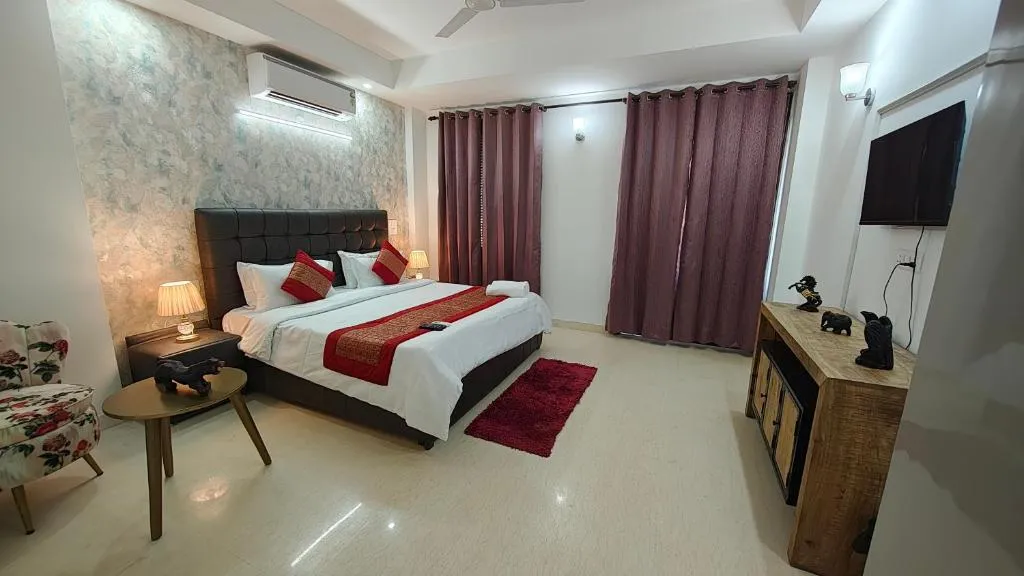 Image of Fortune Home Service Apartment 4Bhk,J-45