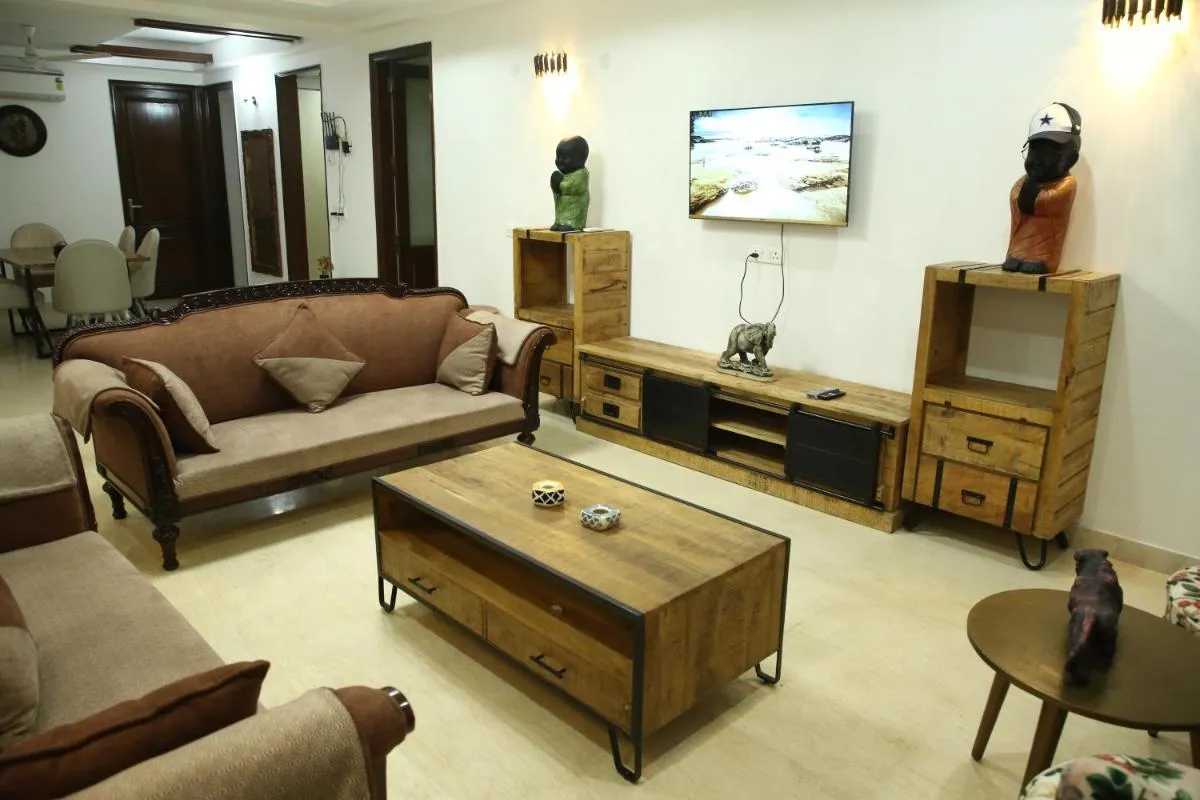 Image 4 of Fortune Home Service Apartment 4Bhk,J-45