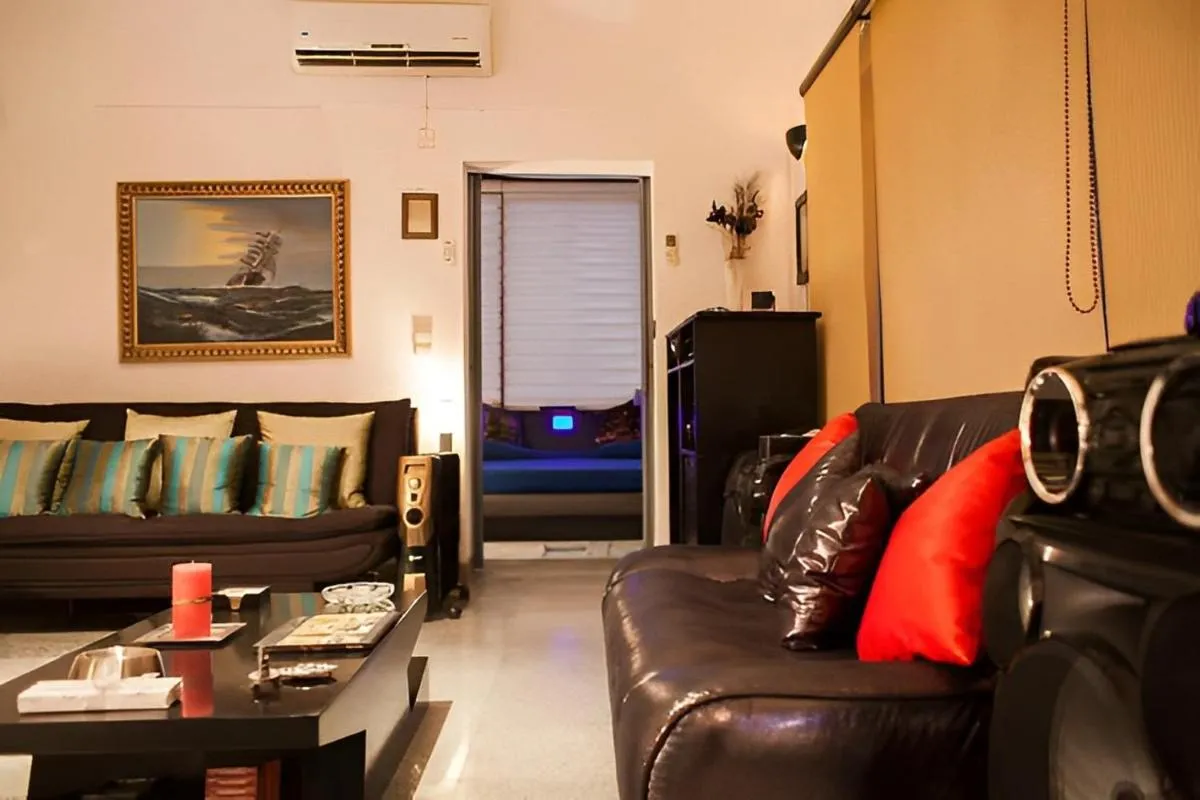 Image 4 of Frangipani Penthouse