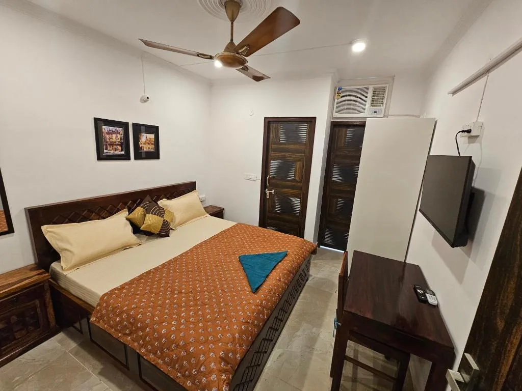 Image of Gautam Nagar Homestay South Delhi