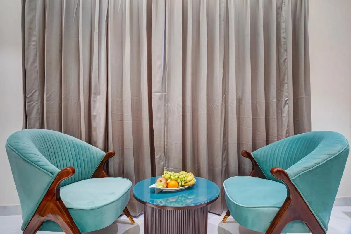 Image 3 of Gold The Prime Newly Built 2 Mins From Connaught Place and Railway Station