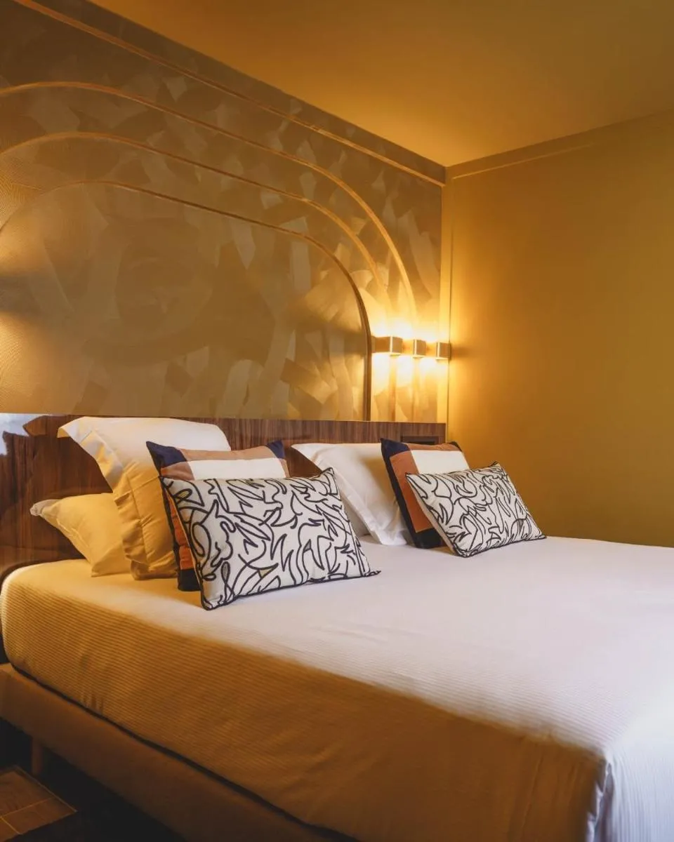 Image 6 of Grand Empire Hotel Near IGI Airport