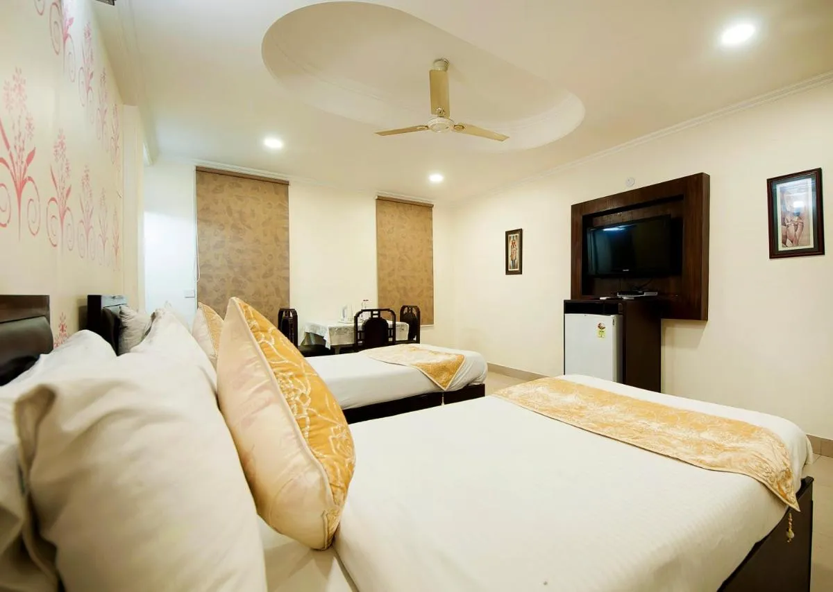 Image 1 of HOTEL DAKHA INTERNATIONAL – Karol Bagh, New Delhi