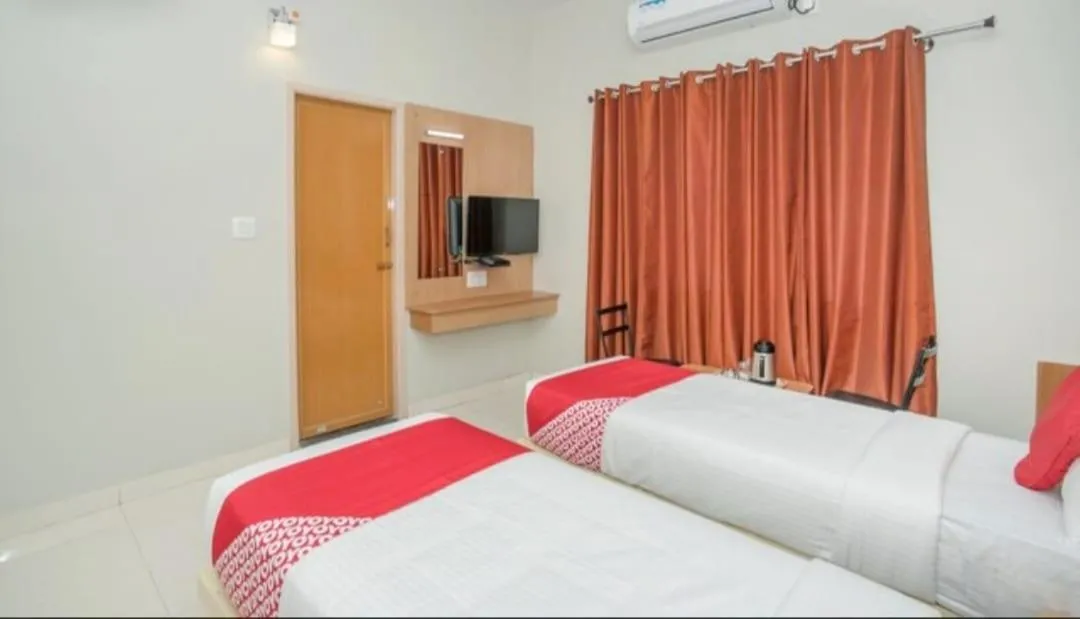 Image 1 of HOTEL HRD – NeW DELHI RAILWAY STATION