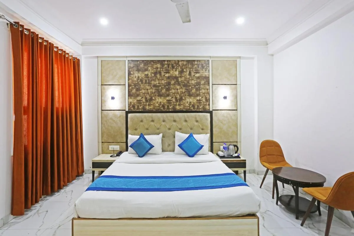 Image 1 of HOTEL SHYAM INTERNATIONAL – NEAR TERMINAL 3 DELHI AIRPORT WITH – Free AIRPORT PICKUP AND DROP
