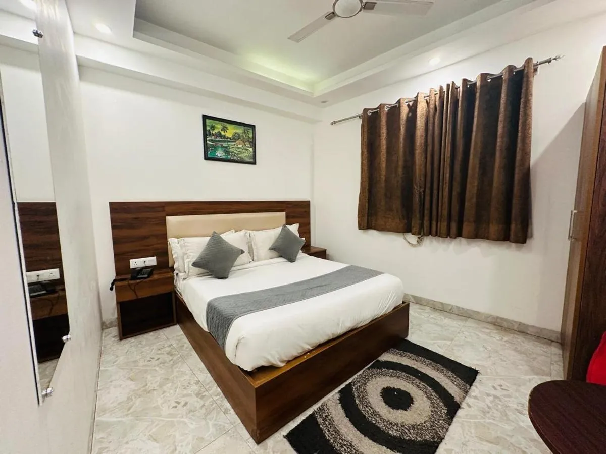 Image 5 of HOTEL S R PLAZAa