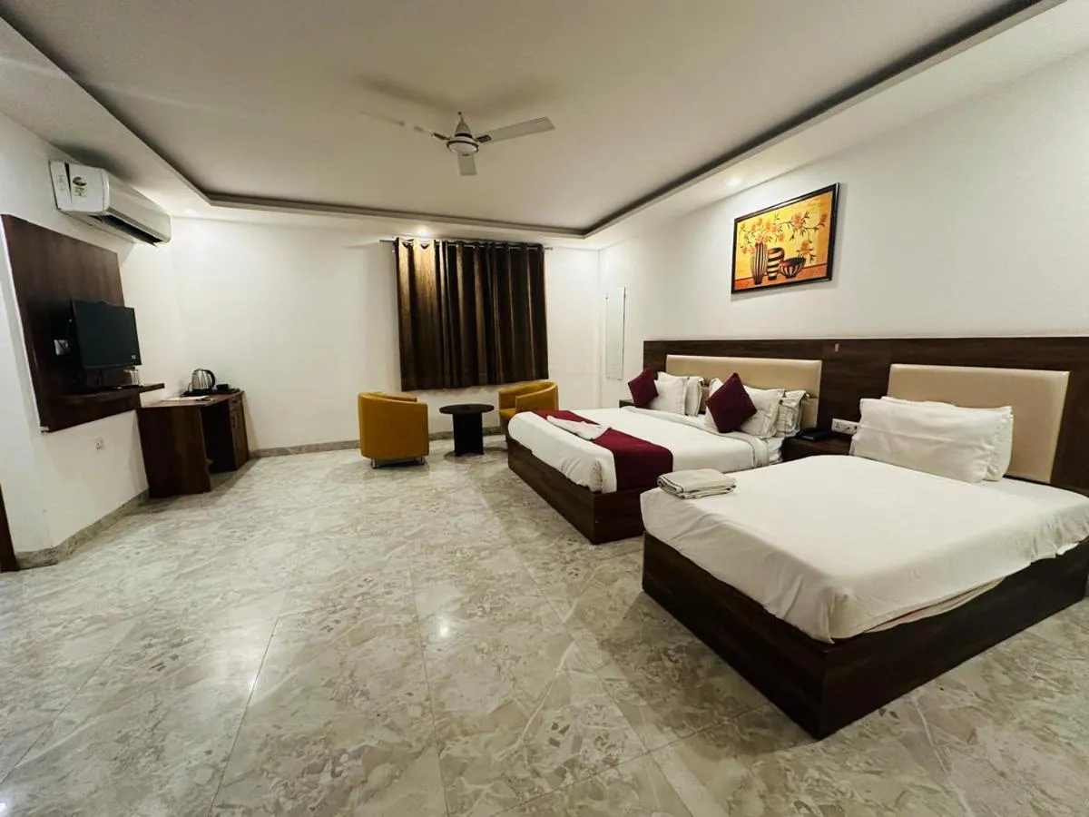 Image 1 of HOTEL THE CLARKs