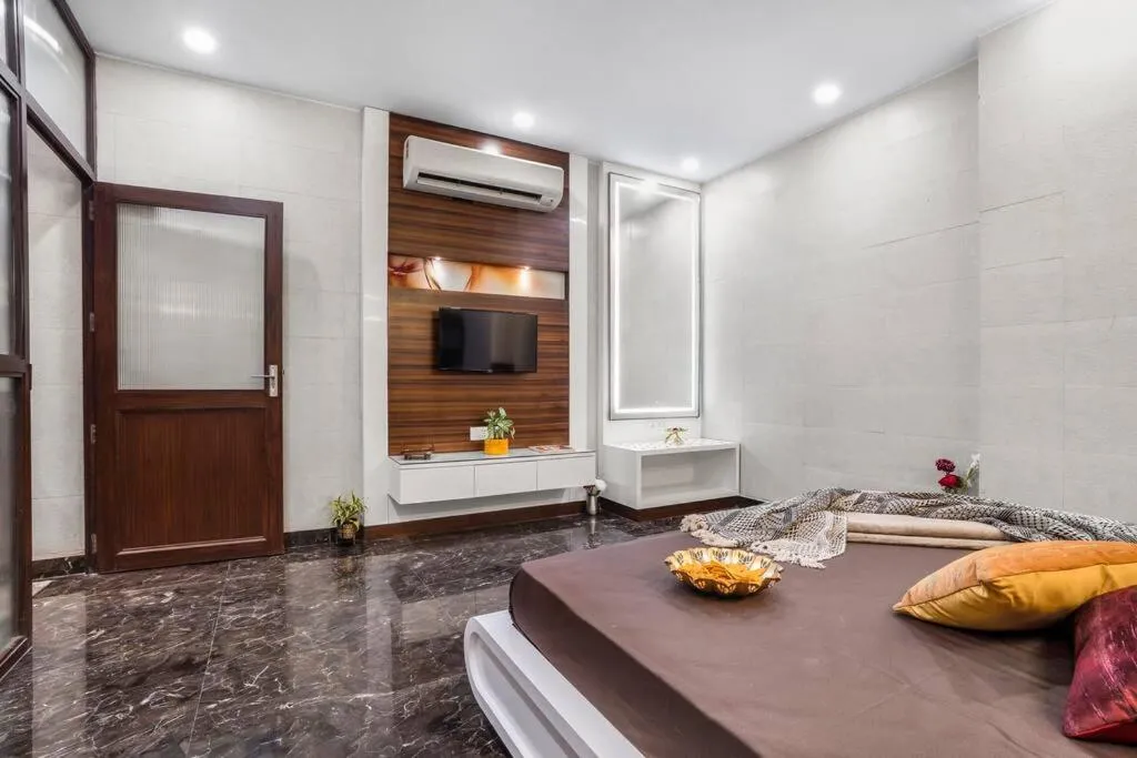 Image 4 of Homlee-Basement Flat with kitchen in Saket, South Delhi