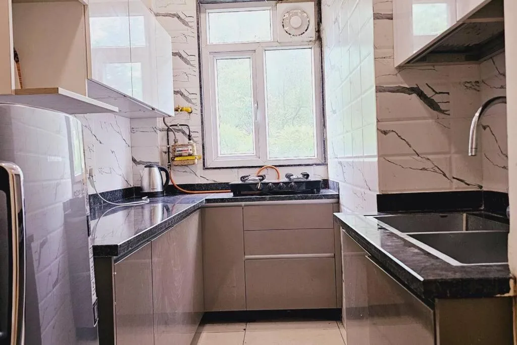 Image 2 of Hostmystay- 2bhk! Lajpat nagar market