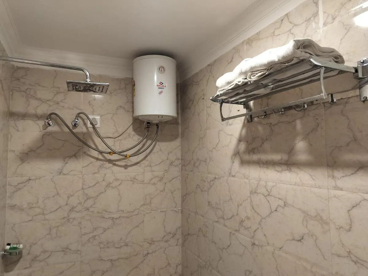 Image 2 of Hotel 21 Milestone NH8 by Farmhouse INN Near IGI Airport Delhi