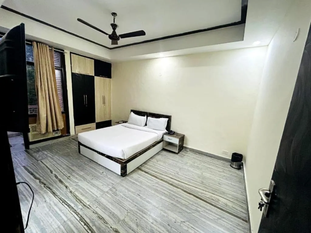 Image 5 of Hotel AR Imperial – Nehru Enclave Luxury Couple Friendly