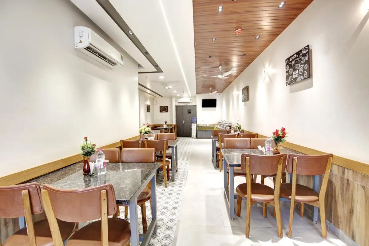 Image 3 of Hotel Applewood Palace – Free Airport Transffer