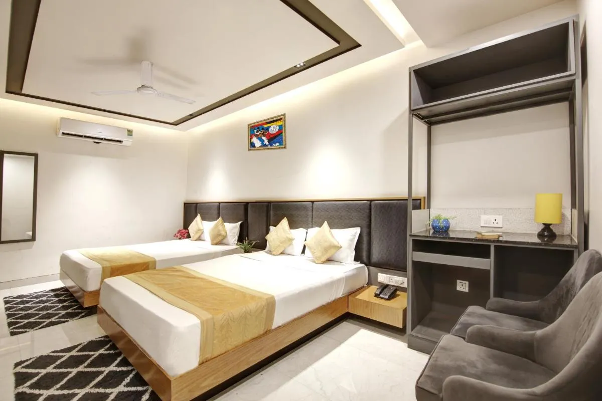 Image 1 of Hotel Applewood Palace – Free Airport Transffer