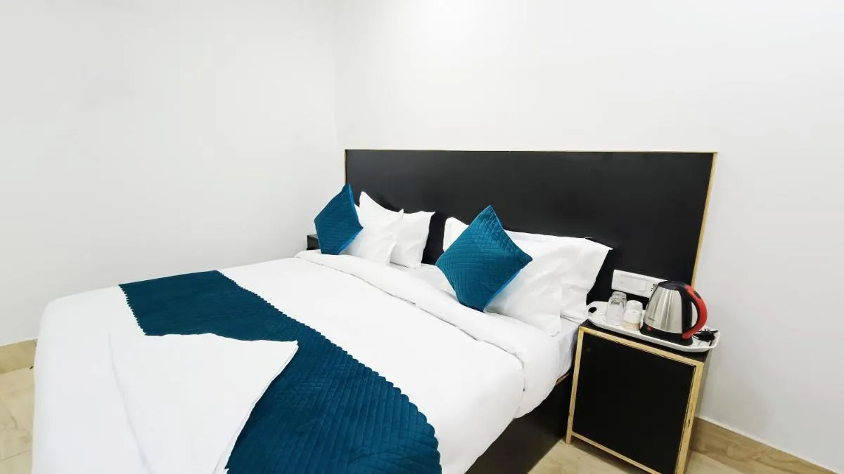 Image 6 of Hotel Corner View