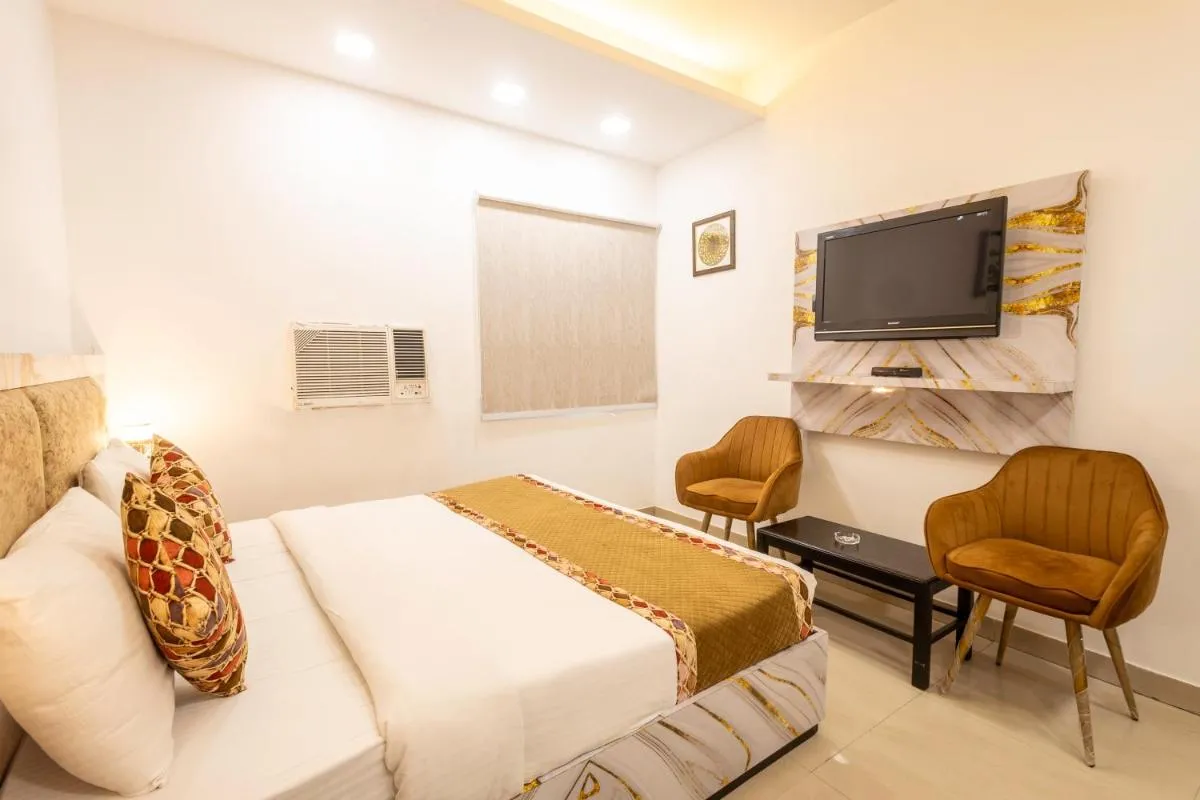 Image 6 of Hotel Cosmo Near BLK Hospital Karol Bagh