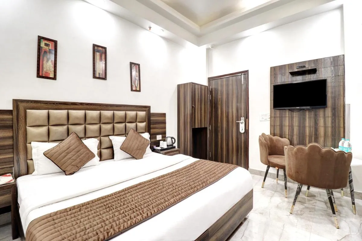 Image 1 of Hotel Emporio Dx – New Delhi Railway Station – Paharganj