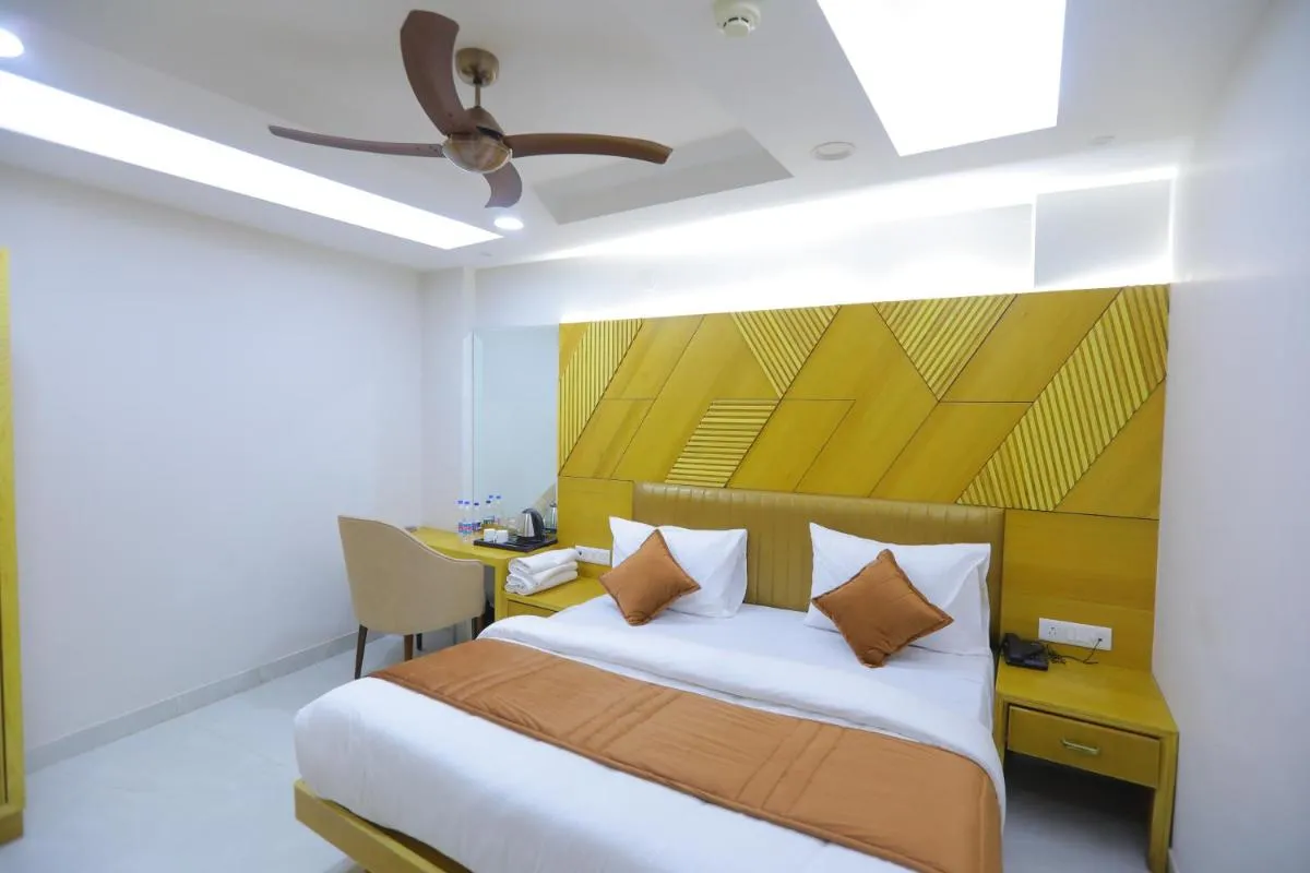 Image 1 of Hotel Glitz – Walk in from New Delhi Railway Station