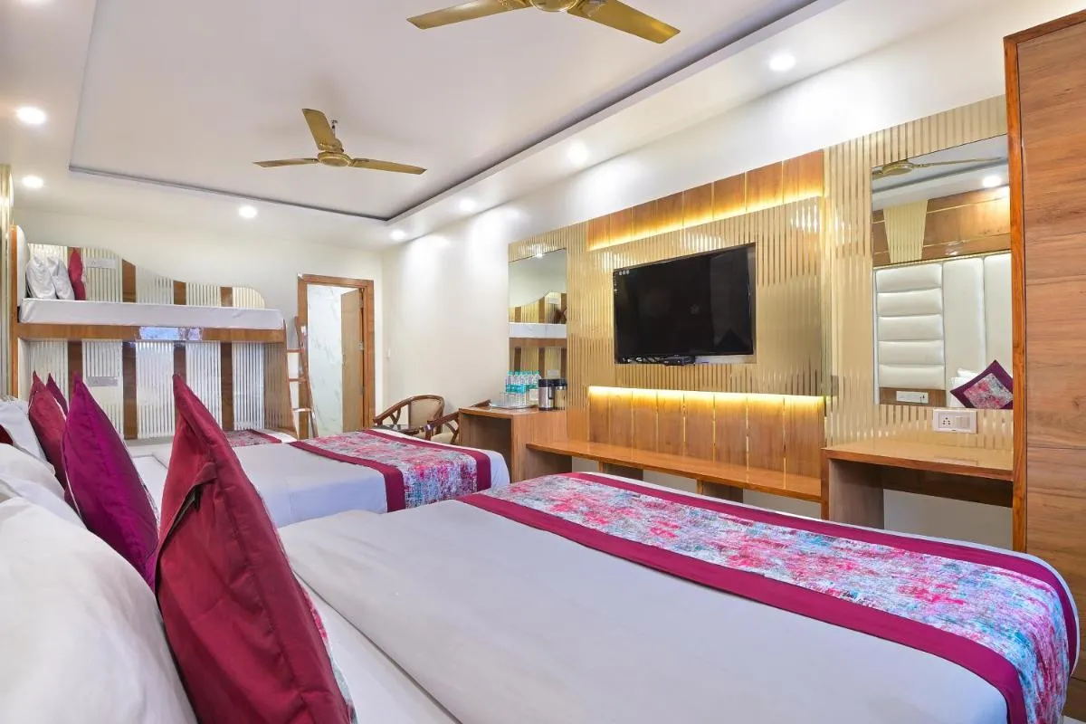 Image 5 of Hotel Glow Inn Paharganj-3 Mins Walk From New Delhi Railway Station