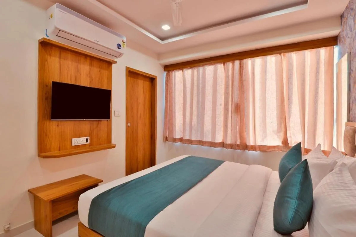 Image 4 of Hotel Golden Tower At Delhi Airport