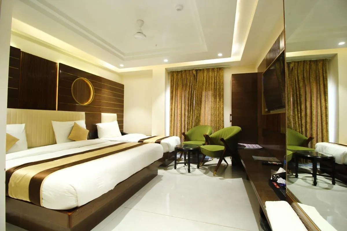 Image 6 of Hotel Grand Plaza in City Centre – At New Delhi Railway Station