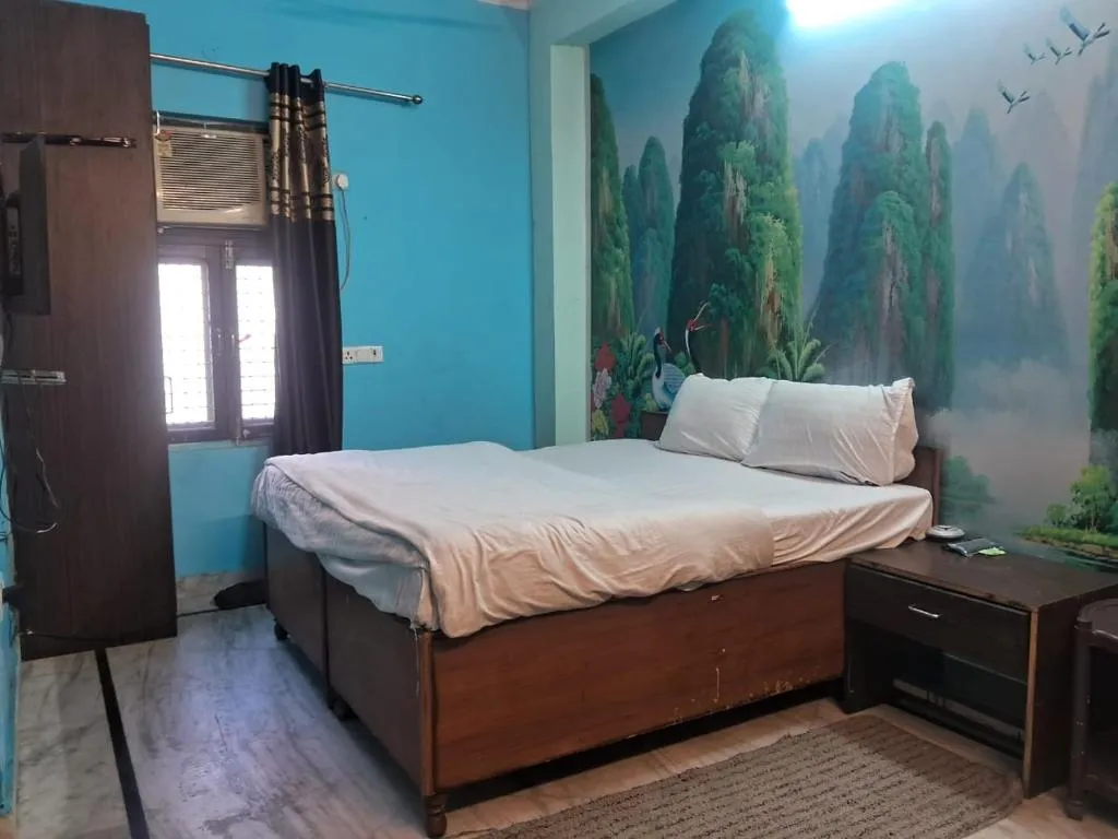 Image of Hotel Green High – Near Laxmi Nagar Metro