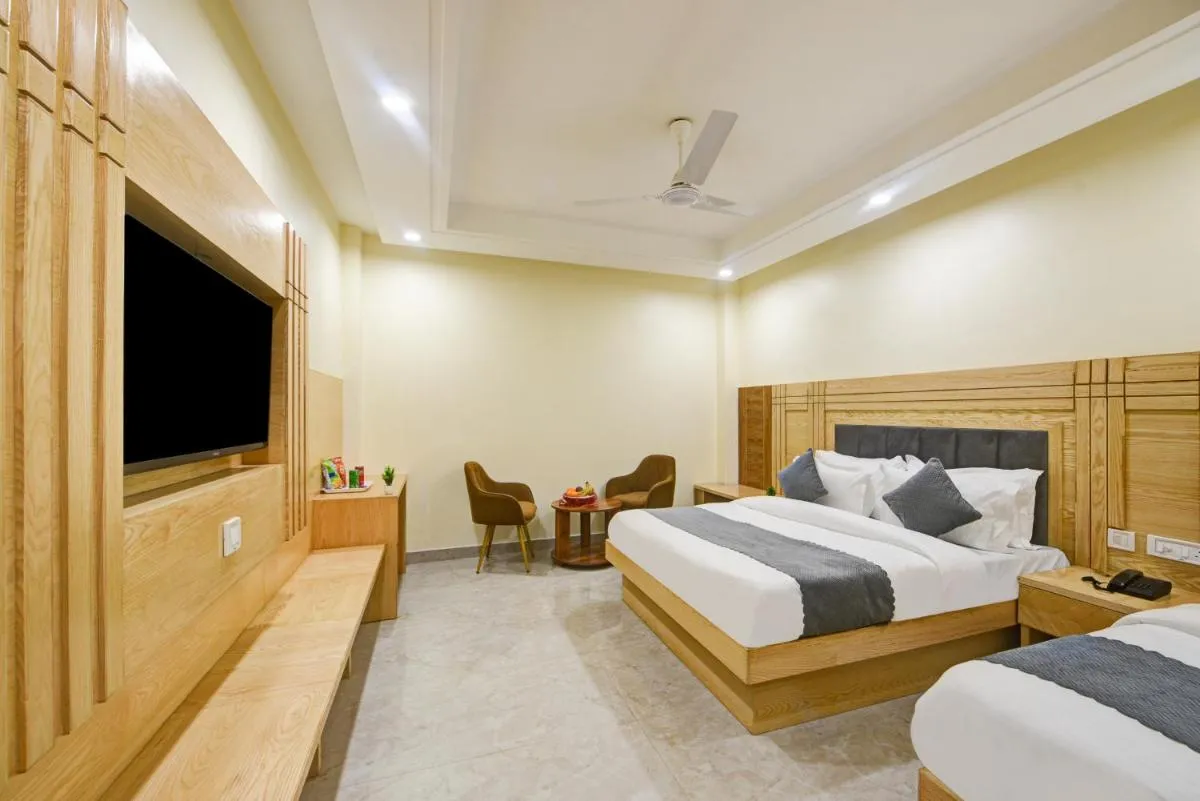 Image 1 of Hotel Guru Preet – New Delhi Train Station