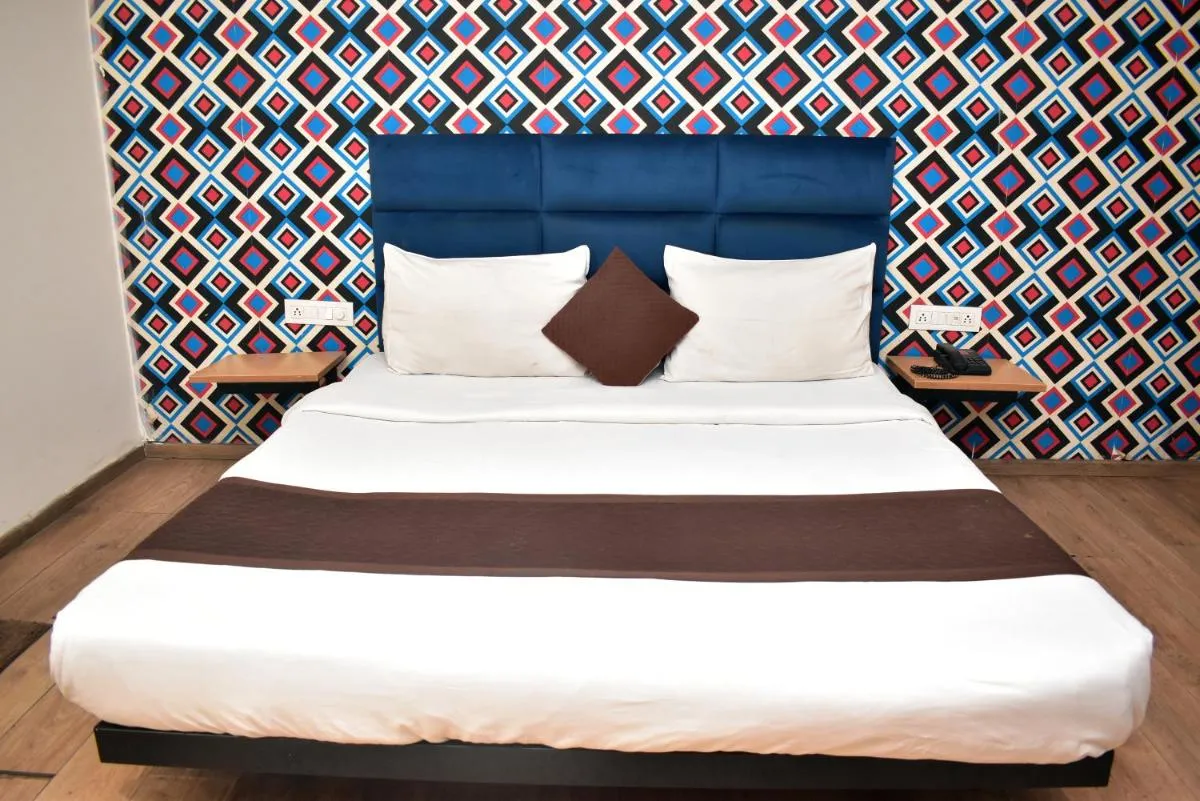 Image 6 of Hotel IN Chattarpur- Above Cozy Dinner