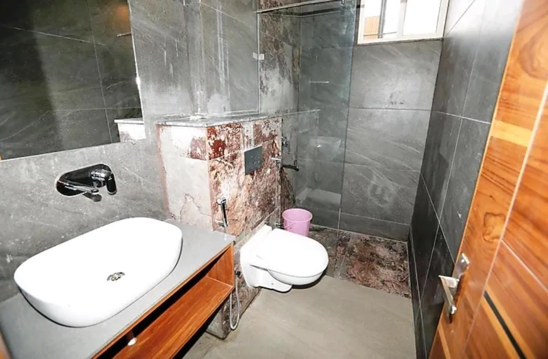 Image 4 of Hotel Kabeer international ‘walking distance Ndls