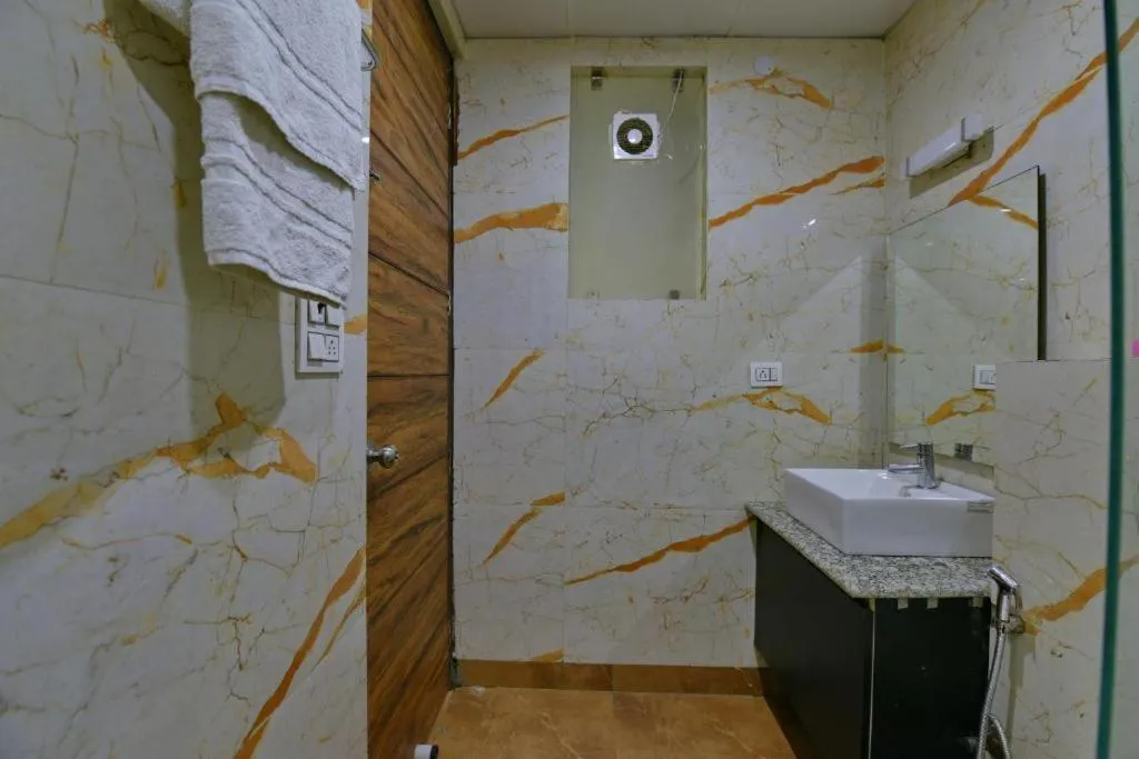 Image 2 of Hotel Konark A Family Stay Aerocity New Delhi