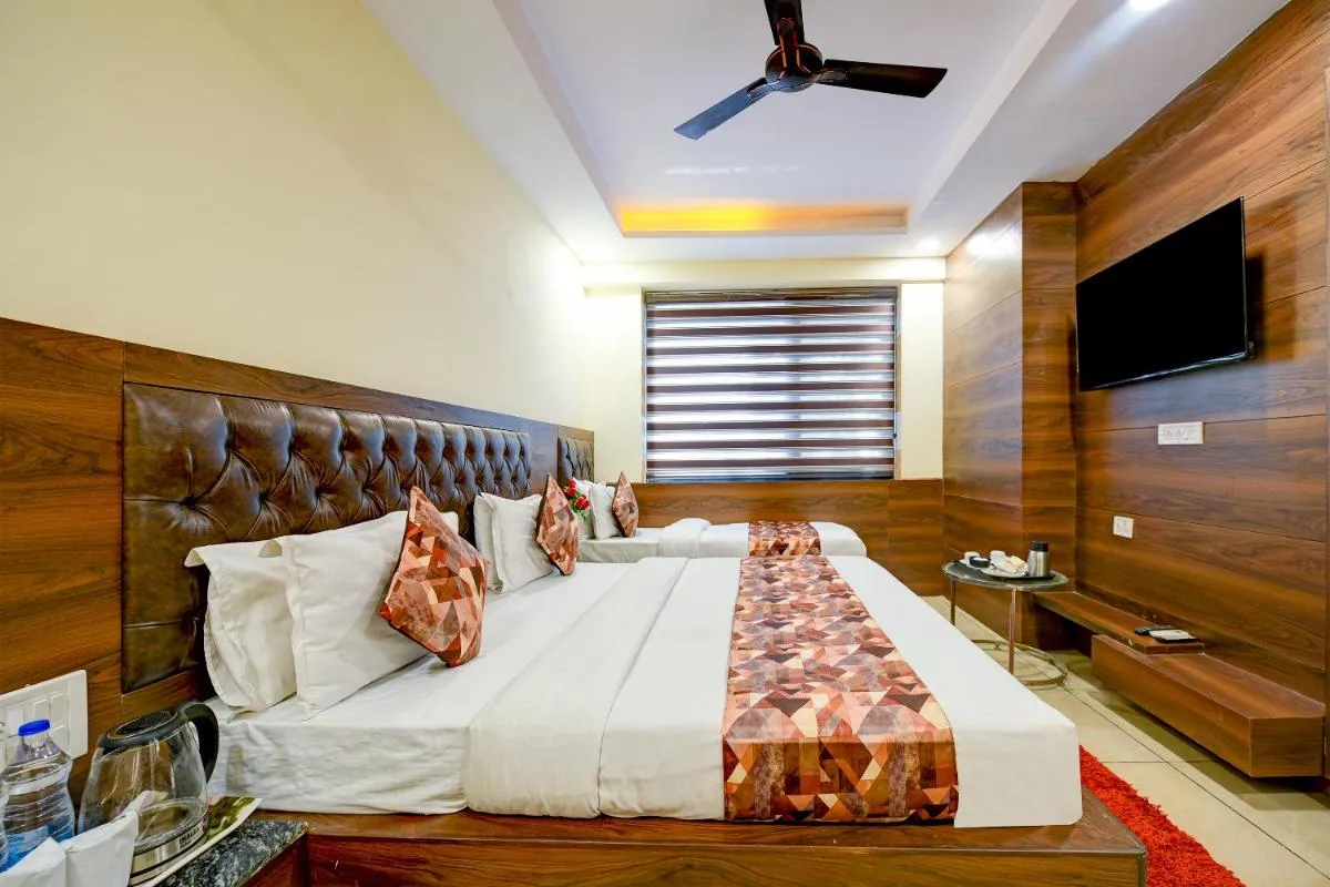 Image 4 of Hotel Le Grand – Walk-in from RK Ashram Metro Station