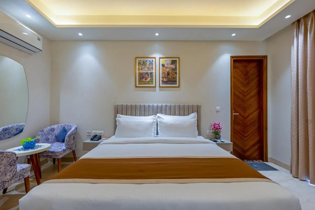 Image 1 of Hotel Lily Palace