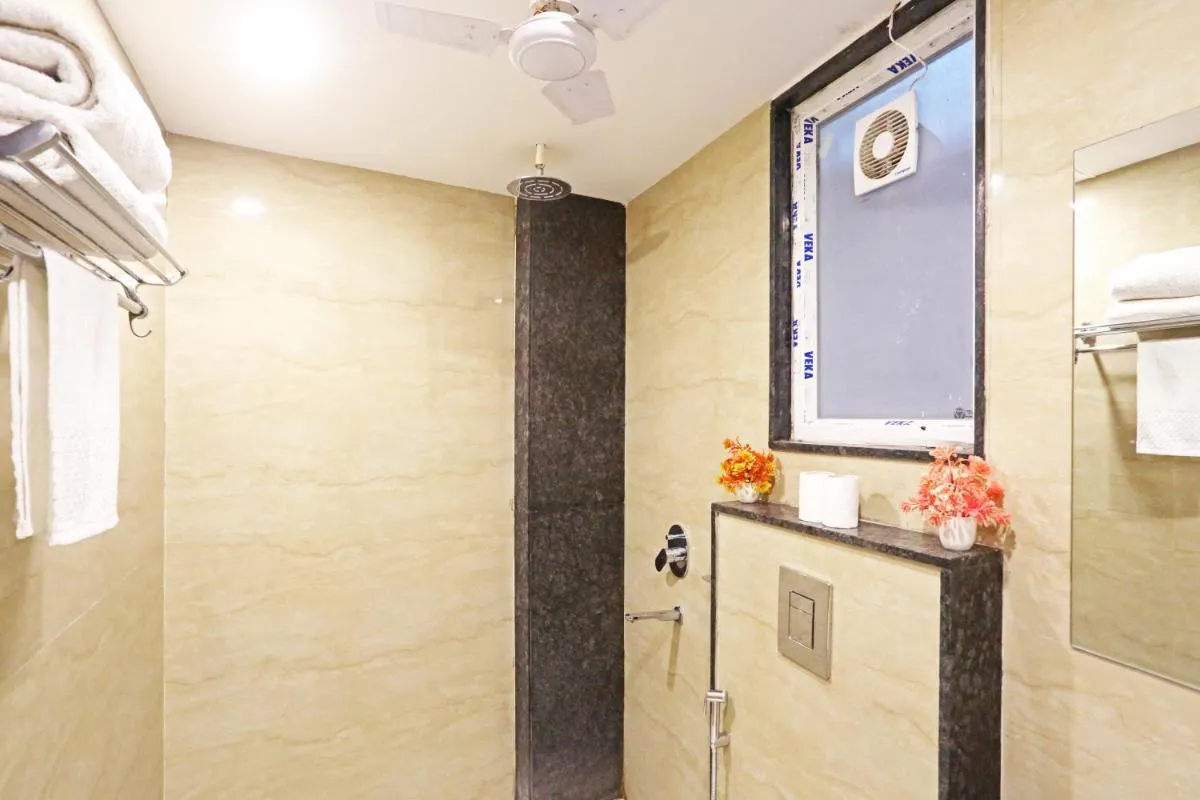 Image 2 of Hotel Mayfair Just a Minute Away From New Delhi Railway Station and Connaught place