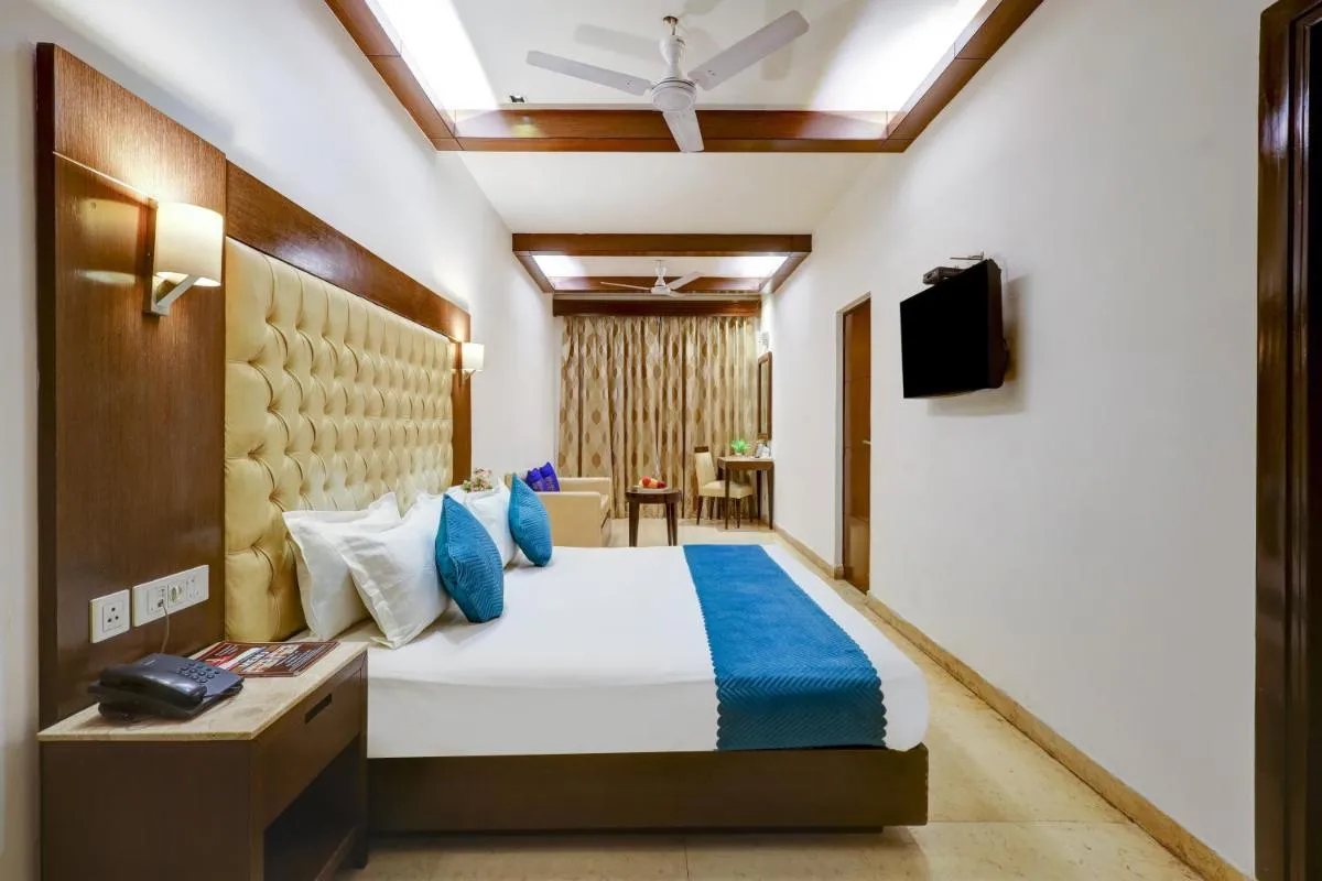 Image 4 of Hotel Metropolis Tourist at Near Ramakrishna Ashram Marg Metro Station