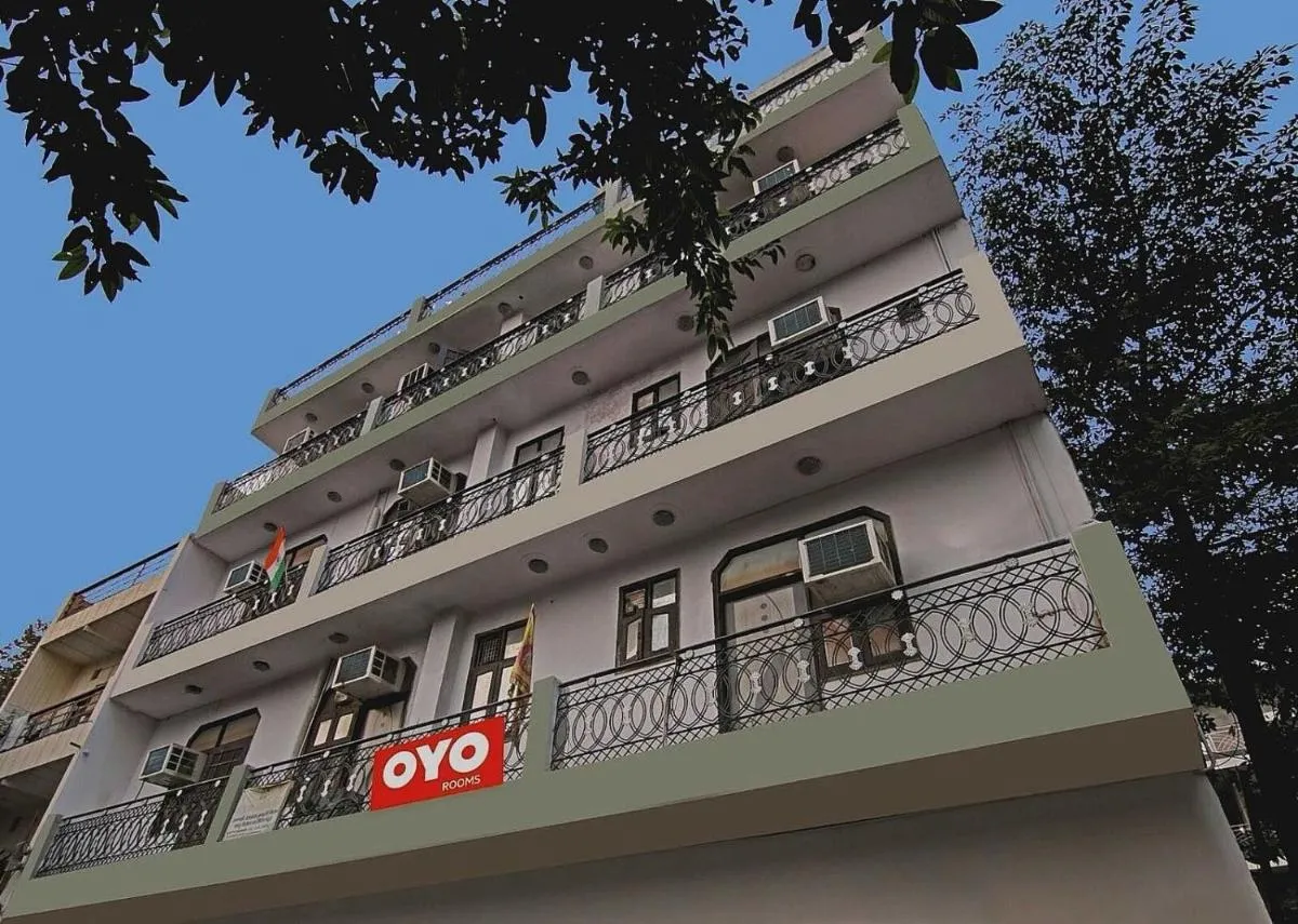 Image 2 of Hotel O Decent