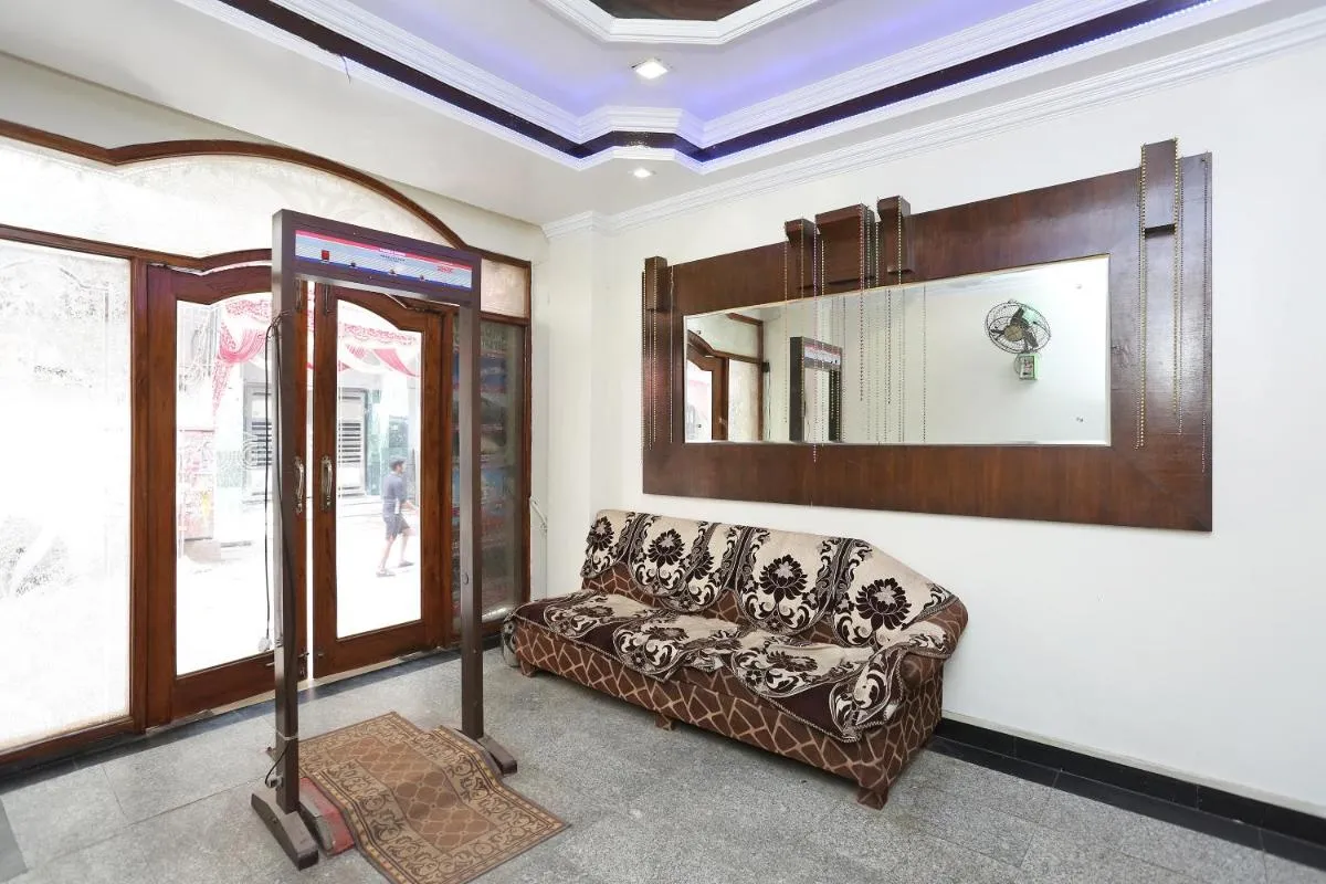 Image 2 of Hotel O Delhi Continental