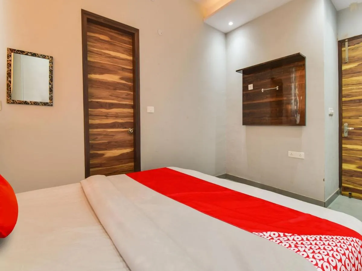 Image 6 of Hotel O Iris Lite